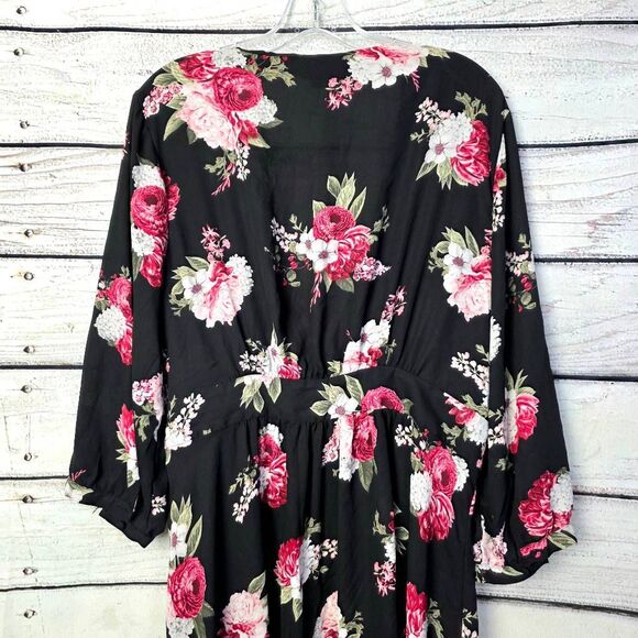 Torrid Black Floral High-Low Kimono Cardigan Size 2 - Picture 6 of 8
